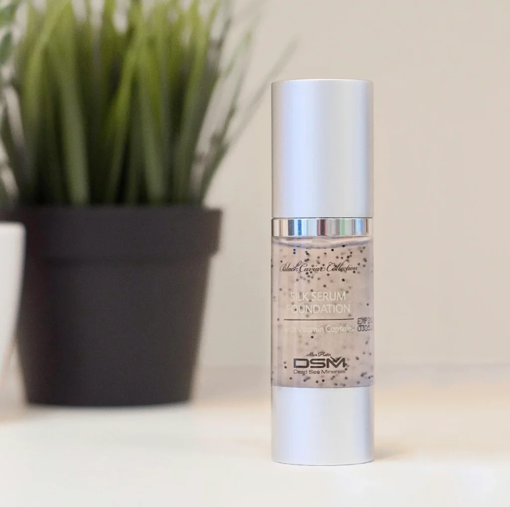 Black Caviar Collection: Silk Serum Foundation